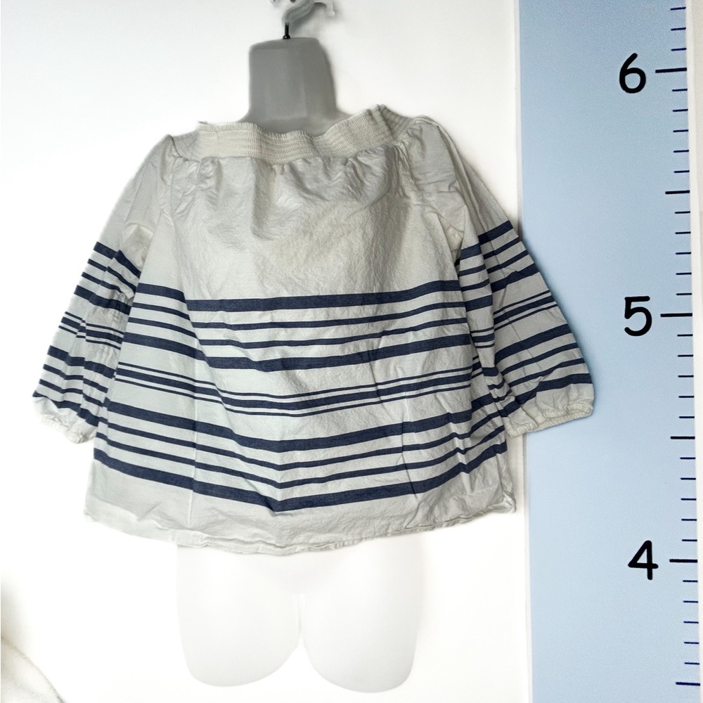 Vineyard Vines White w/Blue Stripes Shoulder Shrug Blouse Medium